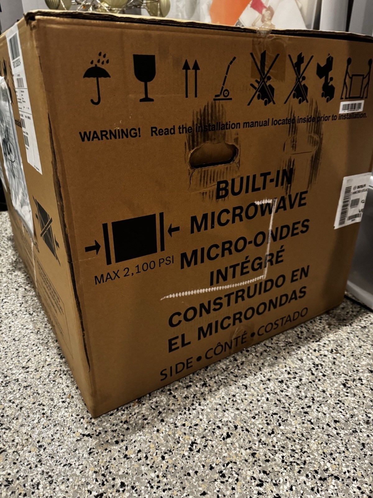 Bosch Built-In Microwave Oven HMCB38B9UC, Model & MPN: HMCB38B9UC gallery