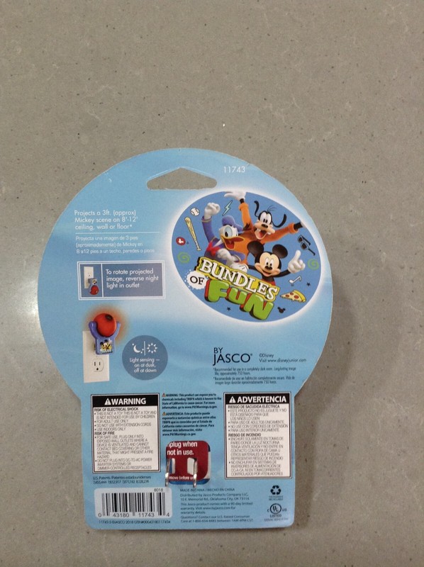 Disney Junior Projectables Mickey and The Roadster Racers LED Night Light 11739 gallery