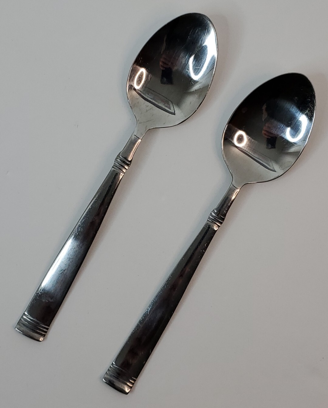 Pfaltzgraff Dinner Soup Spoon 7.5" long Flatware 2 Count 18/0 Stainless gallery