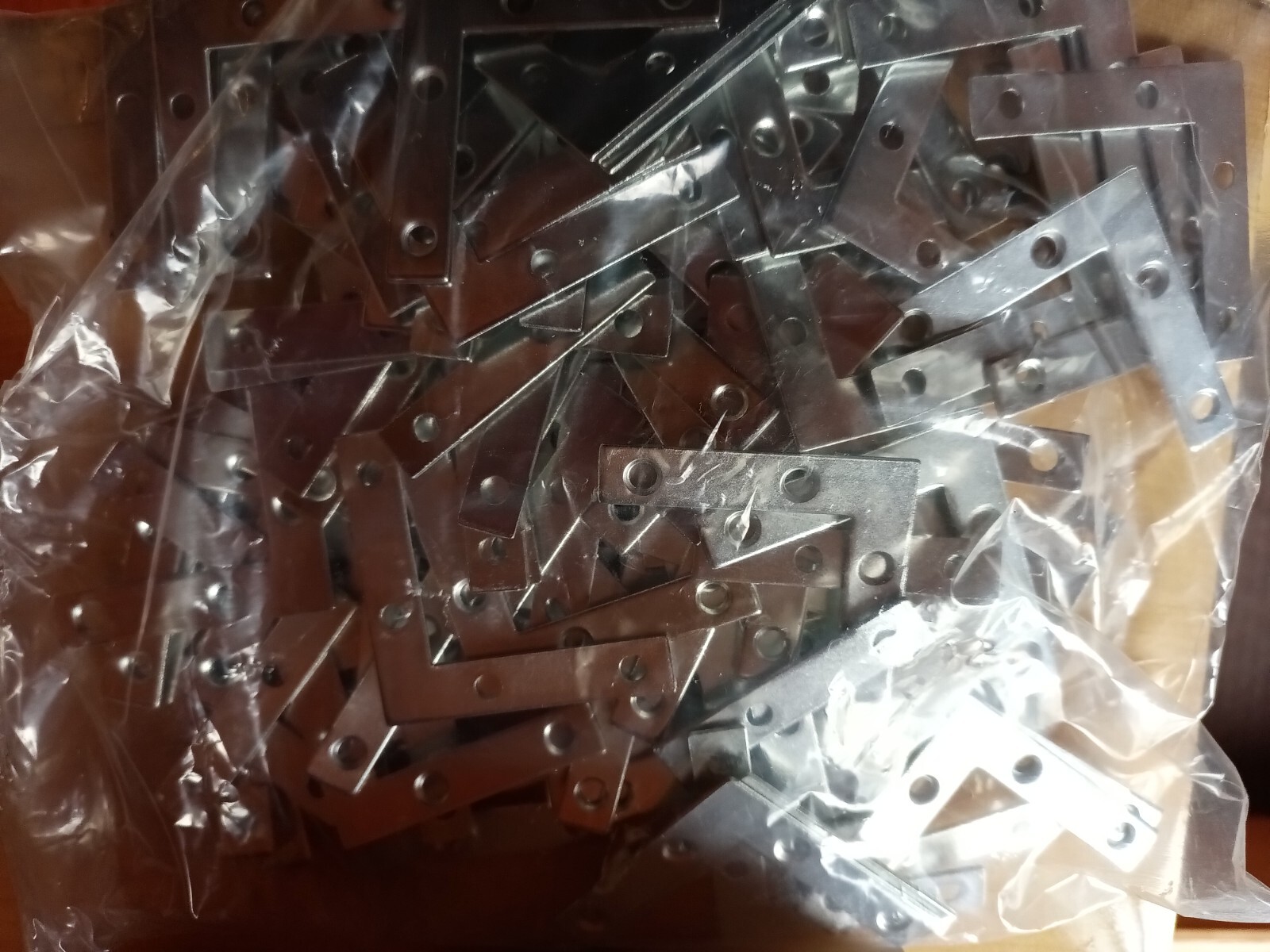 100Pcs/Set Flat Corner Braces For Wood Frame Easy Install  Right Angle 2"x2"x3/8 gallery