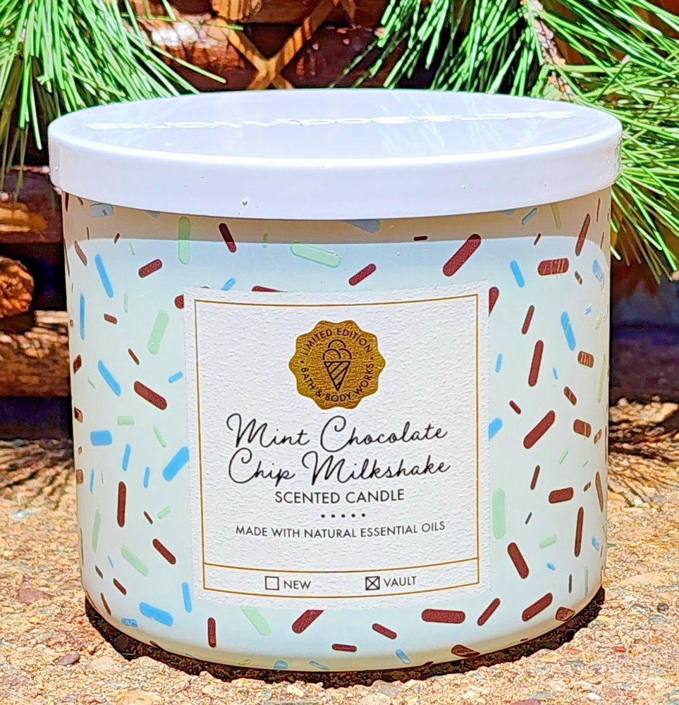 ☀️SUMMER-💚🍫🥤MINT CHOCOLATE CHIP MILKSHAKE~3 WICK CANDLE~Bath Body ~SHIP FREE