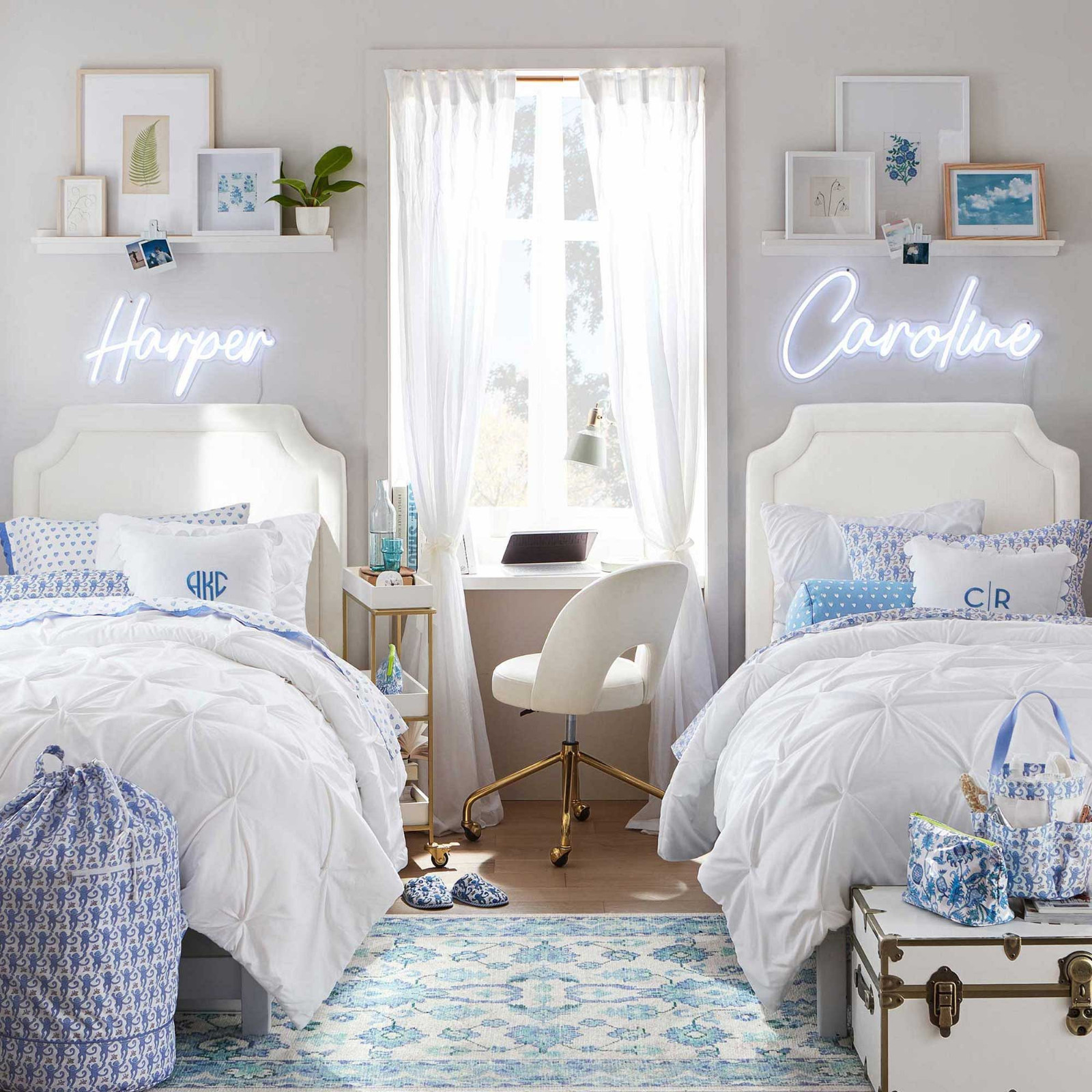Best Seller Pottery Barn Roller Rabbit Monkey Organic Sheet Set Blue-Twin/TwinXL gallery