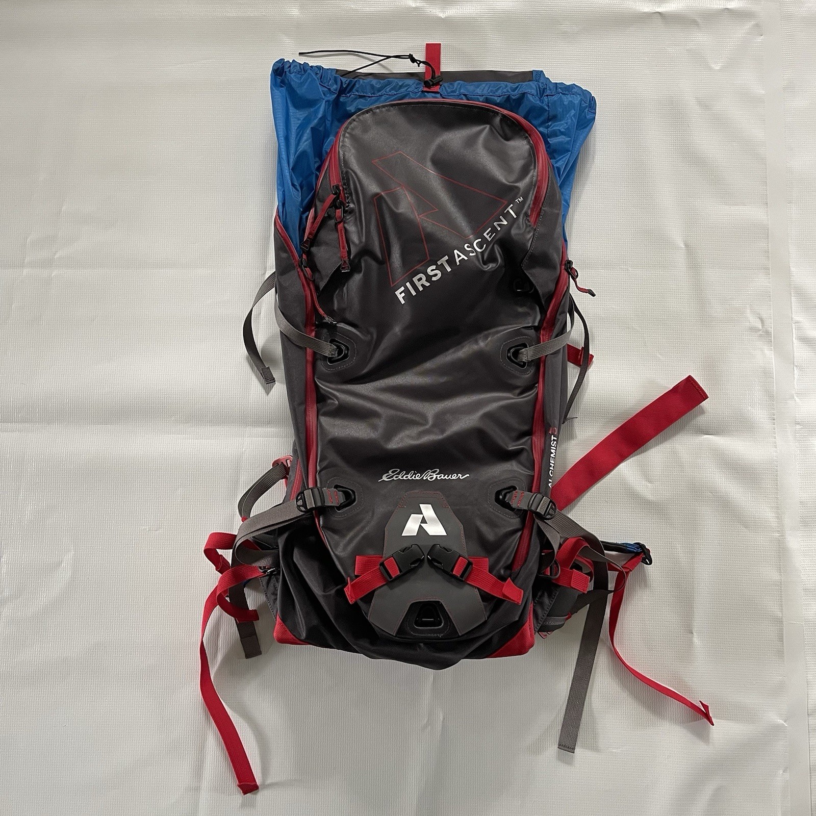 Eddie Bauer First Ascent Alchemist 40L Structured Climbing Hiking Backpack New 2