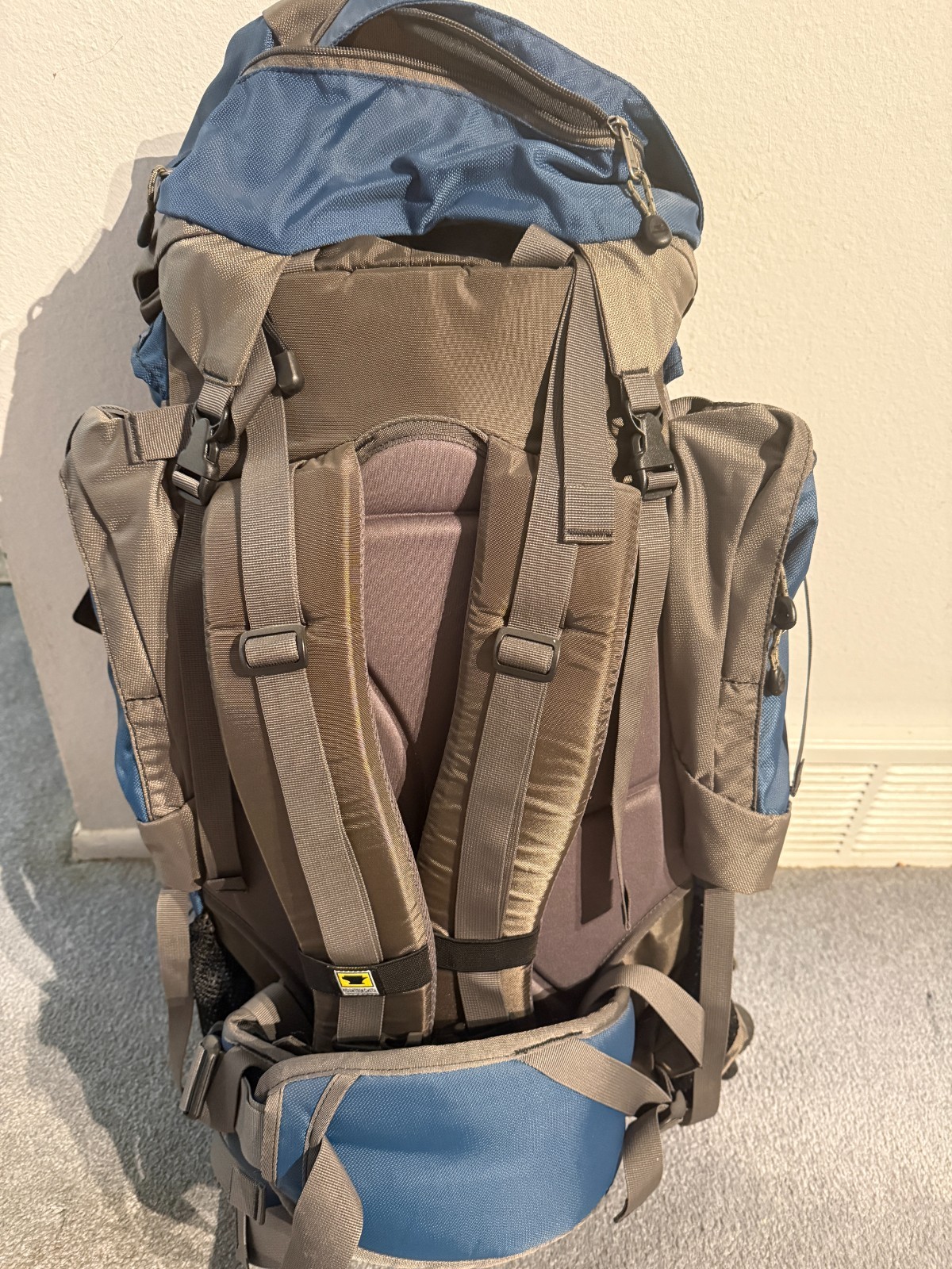 Mountainsmith Marverick Backpack with trekking poles 2