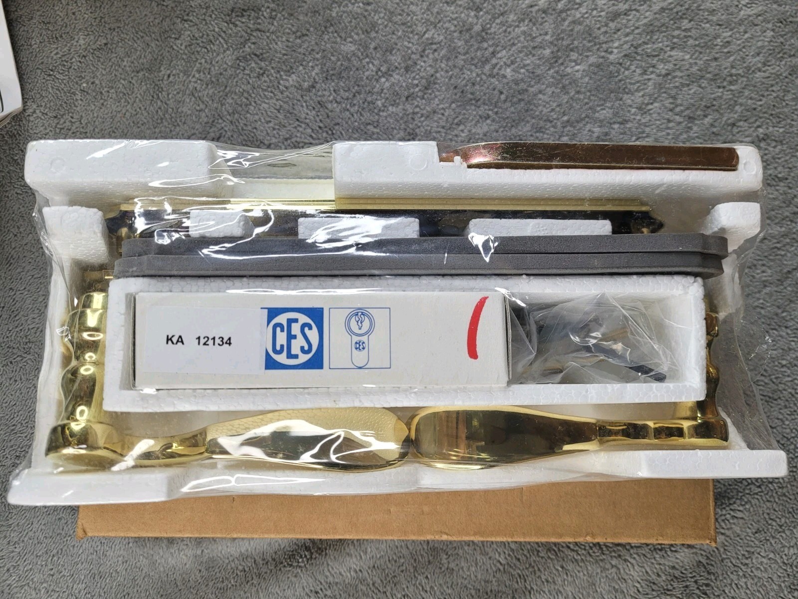 Hoppe Door Handle Set Multipoint Lock Munchen 112/374 Active Keyed Resista Brass gallery
