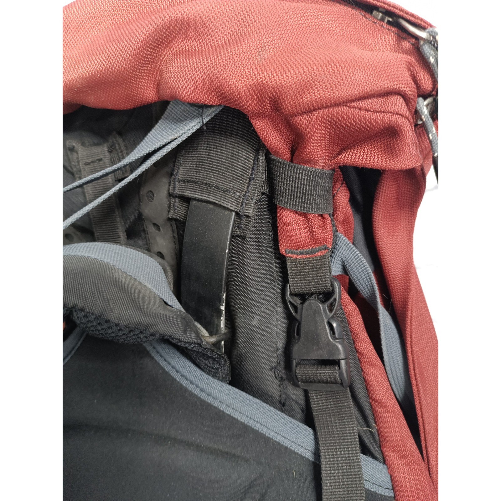 Mountainsmith Internal Frame Backpacking Pack Red Black Large Hiking Bag 4