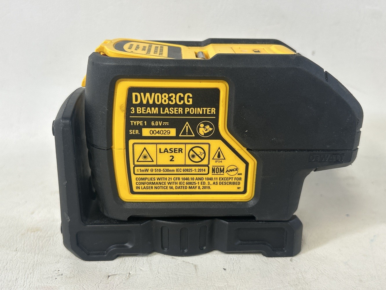 DEWALT DW083CG AA BATTERY POWERED LASER POINTER gallery