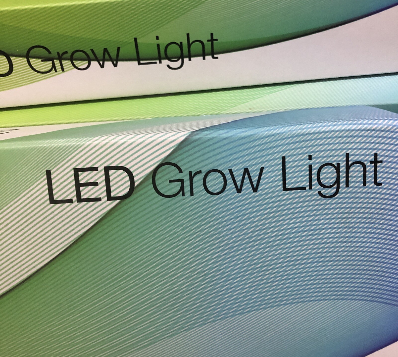 DYMOND 2 ft. LED Grow Light Full Spectrum 5000K Daylight and 660nm Red Linkable gallery