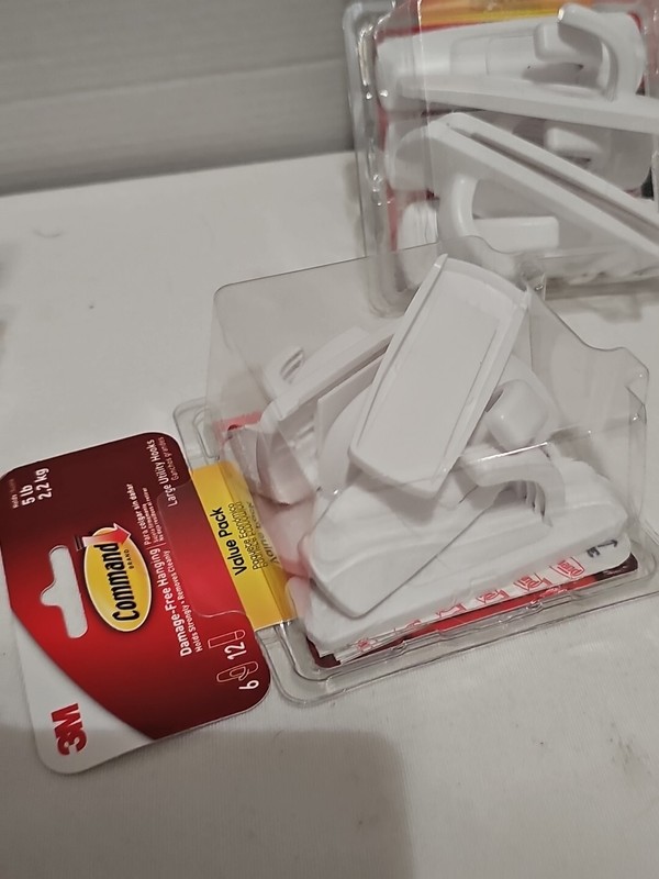 3 SEALED👉🏻Command Large Utility Damage-Free (6 Hooks) Hanging~Hold 5lbs White gallery