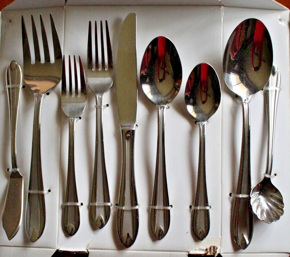 CLASSY ANASTASIA Hampton Silversmiths OPEN STOCK Unused Stainless Flatware China gallery