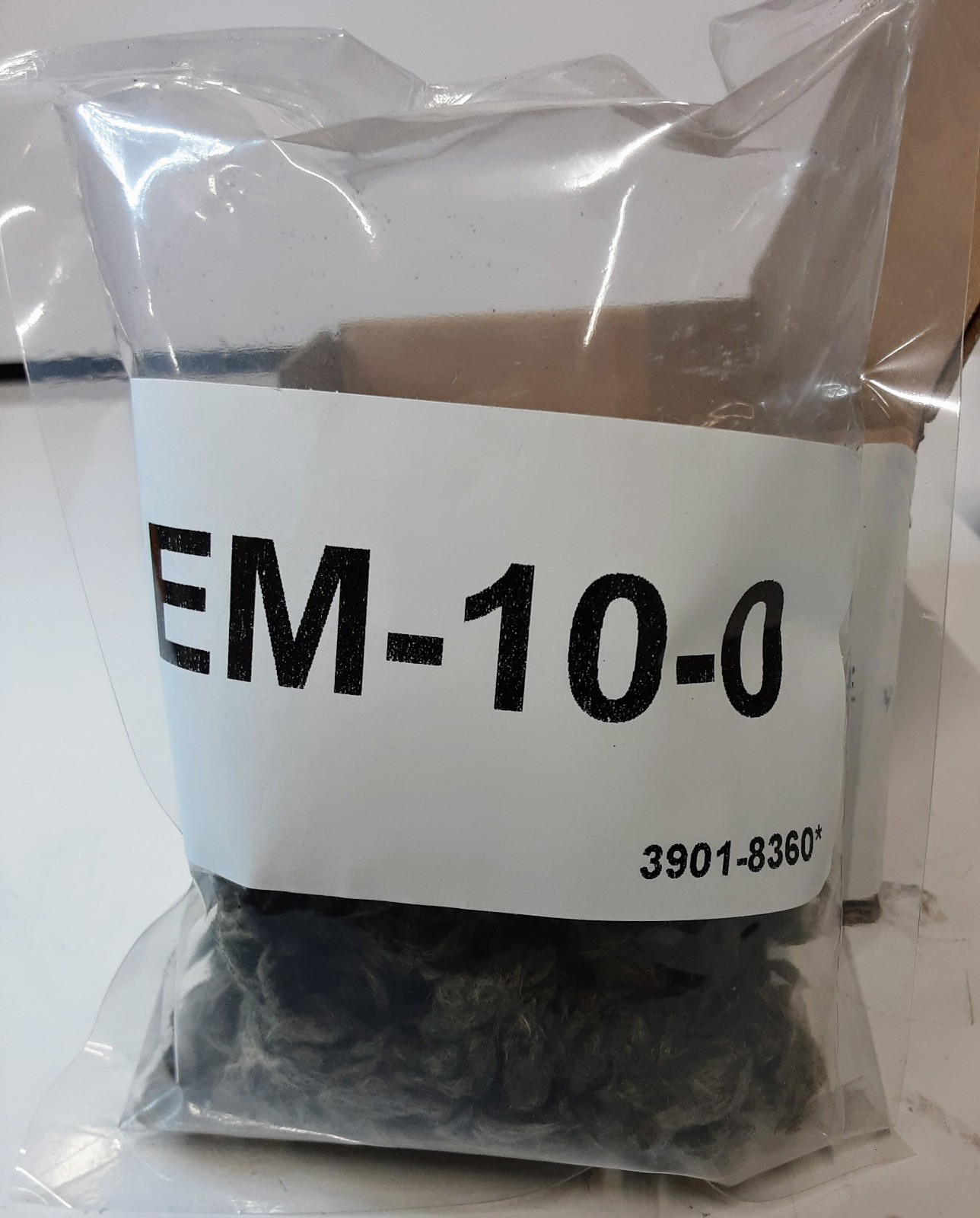 ROBERT H. PETERSON CO. EM-10 3 oz / 85G ember glow/fireplace PEDRO FLOREZ gallery