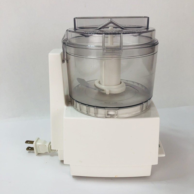 Cuisinart Mini-Prep Food Processor DLC-1 21 oz White 250 Watt VTG Tested Works gallery