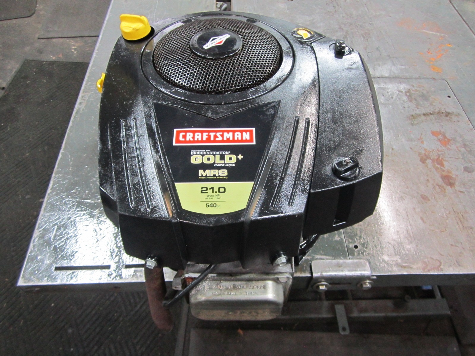 BRIGGS & STRATTON 21HP INTEK GOOD RUNNING ENGINE MOTOR 331877 gallery