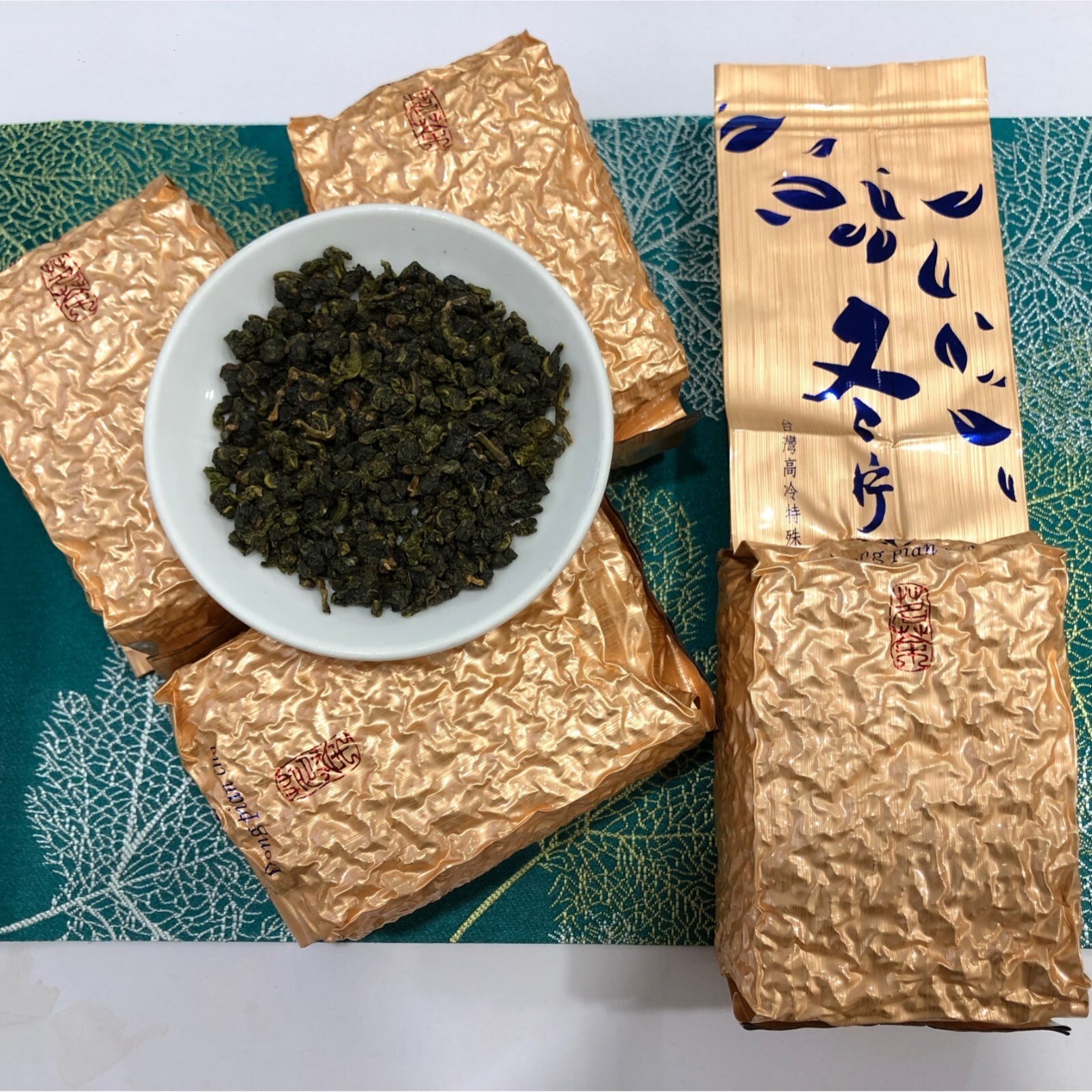 Taiwan unique tea,Four Seasons Spring Winter Film Oolong,150g*4 gallery