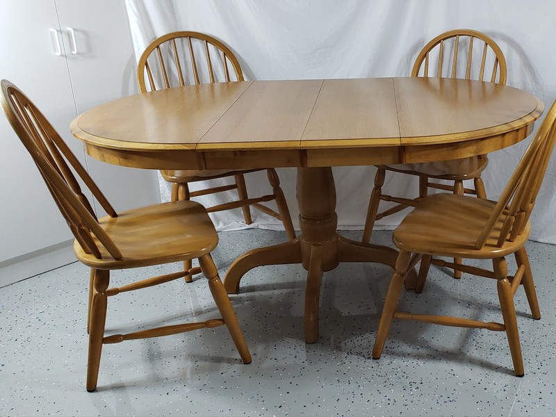 Solid Oak Dining Table Oval 4 Chairs 2 Leafs Cochrane Amer-Silhouette L-Pick-Up gallery