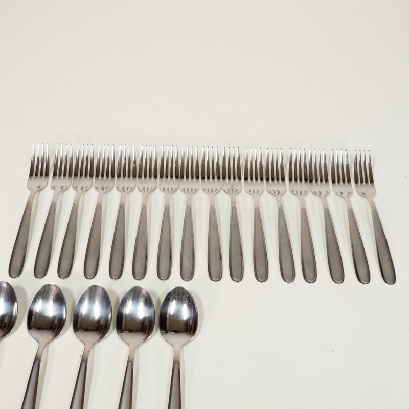 21 PC Oneida Mooncrest Silverware Flatware Stainless Set Spoon Fork gallery