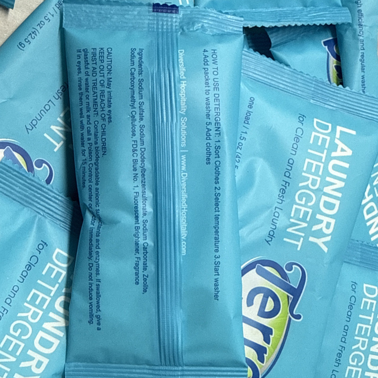 Terra Breeze Single Packet Load Laundry Detergent 20 Units. Travel Or Hotel gallery