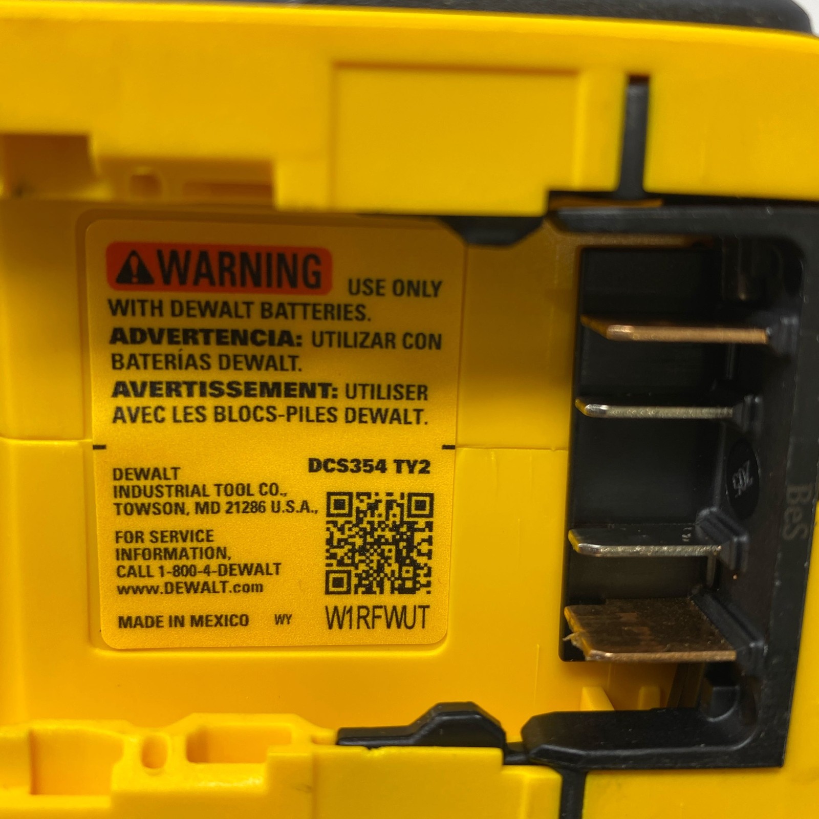 DEWALT ATOMIC 20V Brushless Oscillating Multi-Tool DCS354B (Yellow/Black) gallery