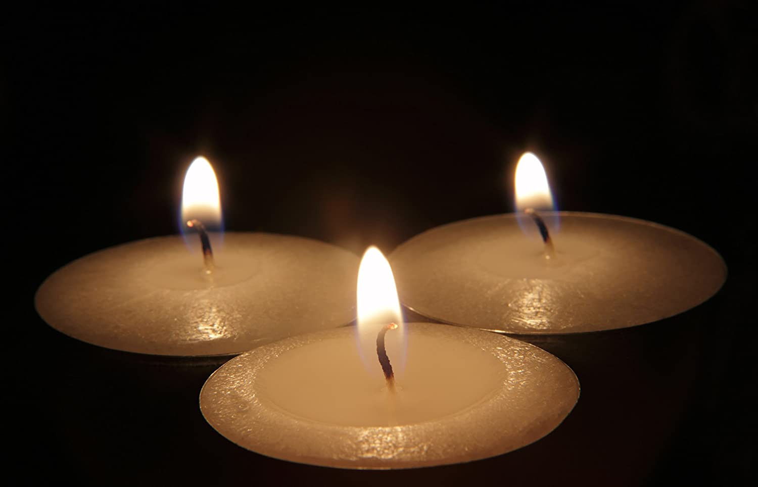 Ohr Tea Light Candles - 100 Bulk Pack - White Unscented Travel, Centerpiece, Dec gallery