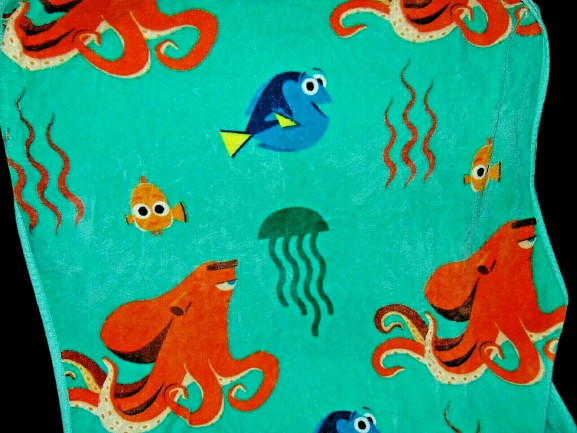 Finding Dory Nemo Friends Blanket Soft Cuddly Toddler Throw 39 x 53 inches gallery
