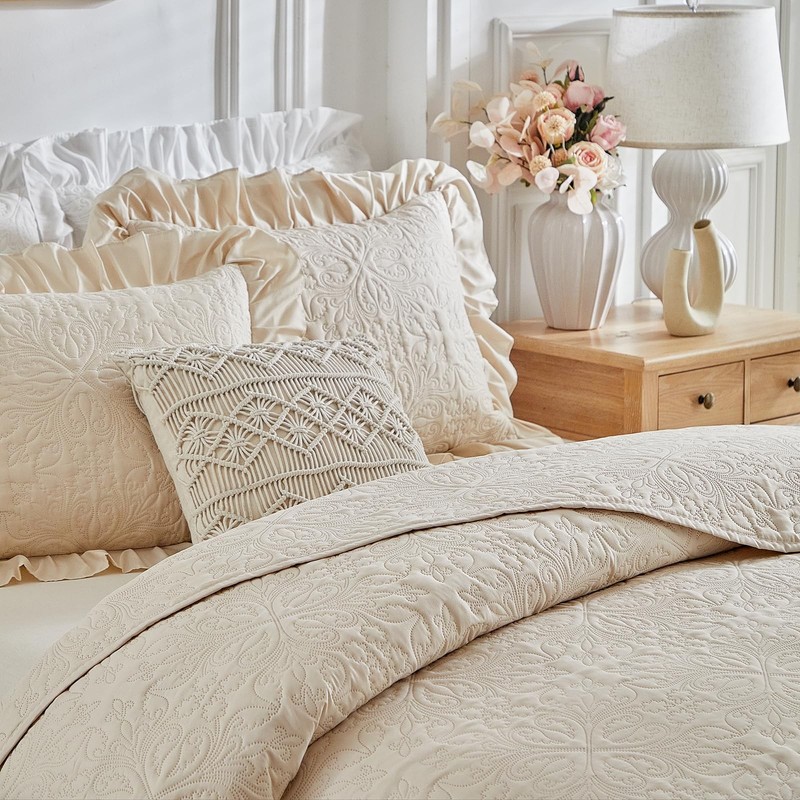 Ruffles Quilt Set Queen Size 96 * 96in - 3 Pieces Solid Shabby Chic Farmhouse... gallery