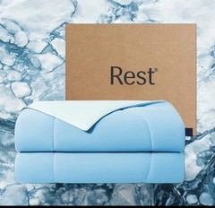 REST® Evercool® Cooling Comforter, King/Cali King, for Hot Sleepers Blue (Sealed