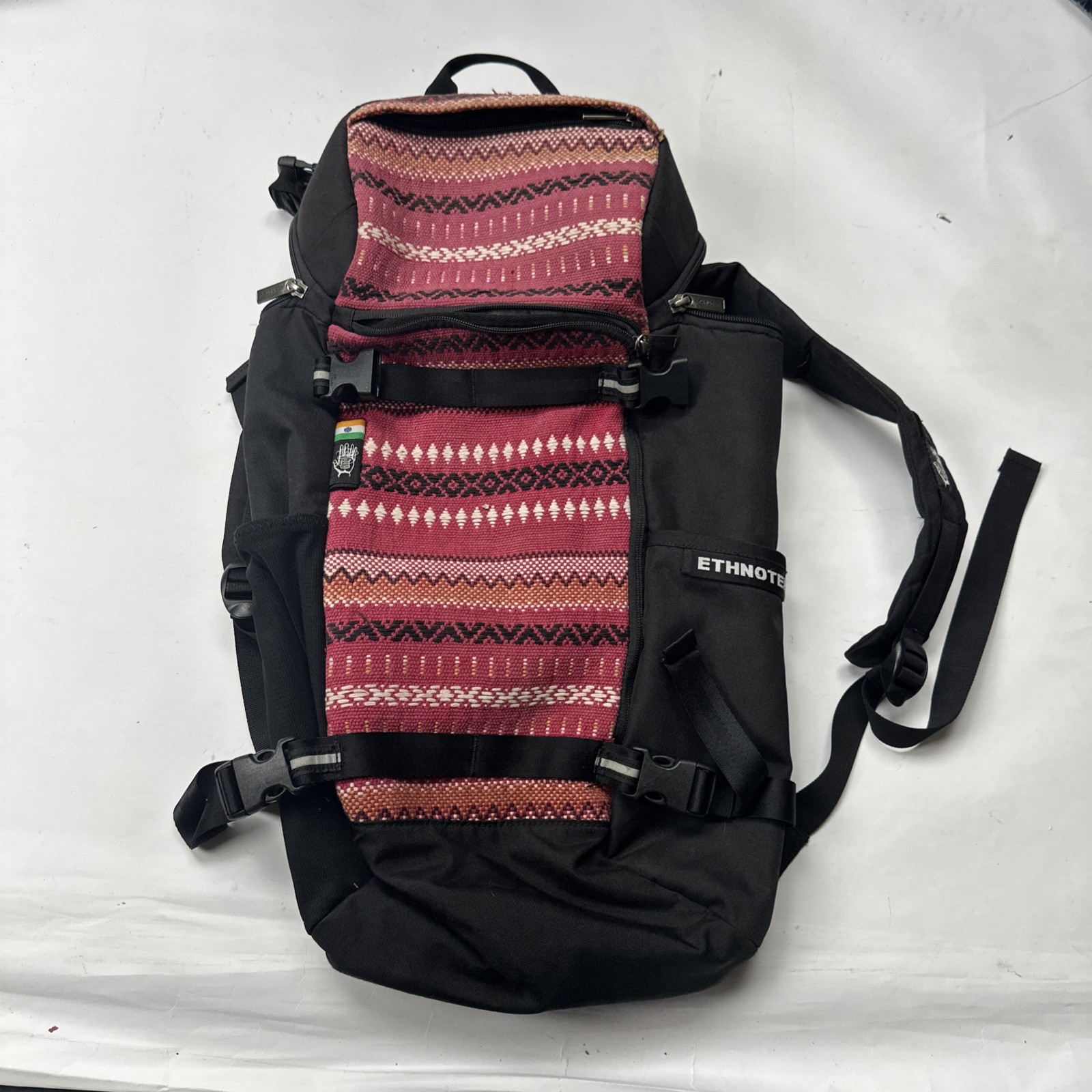 Ethnotek Premji 20 Liter Daypack - India red