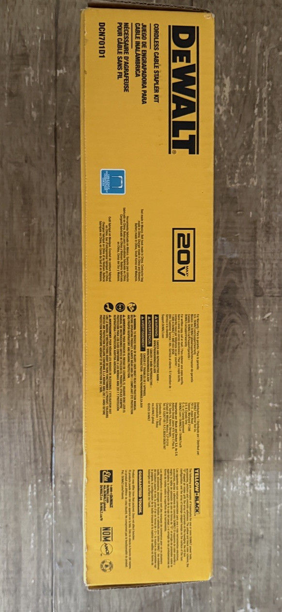 DEWALT 20V Cordless Stapler Kit DCN701D1 NEVER OPENED gallery