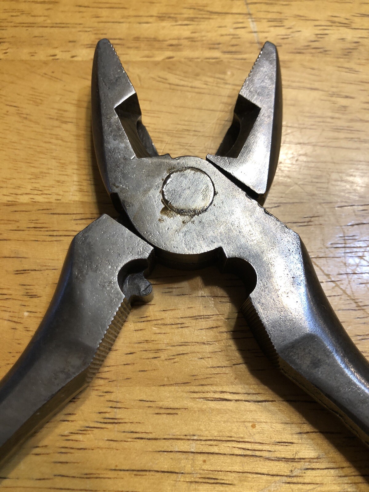 UNBRANDED 9 1/4" LINEMAN PLIERS WITH CRIMPER VINTAGE gallery