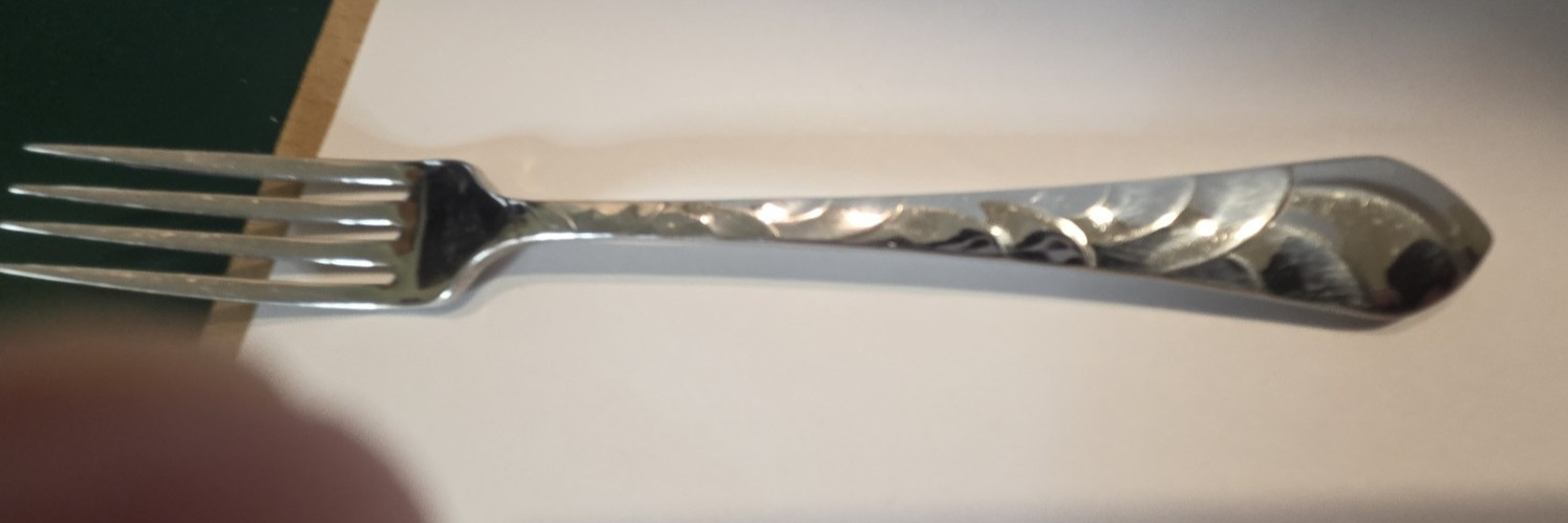 (1) One Stainless Community by Oneida PACIFIC TIDE Dinner Fork 7 3/4" +MORE gallery
