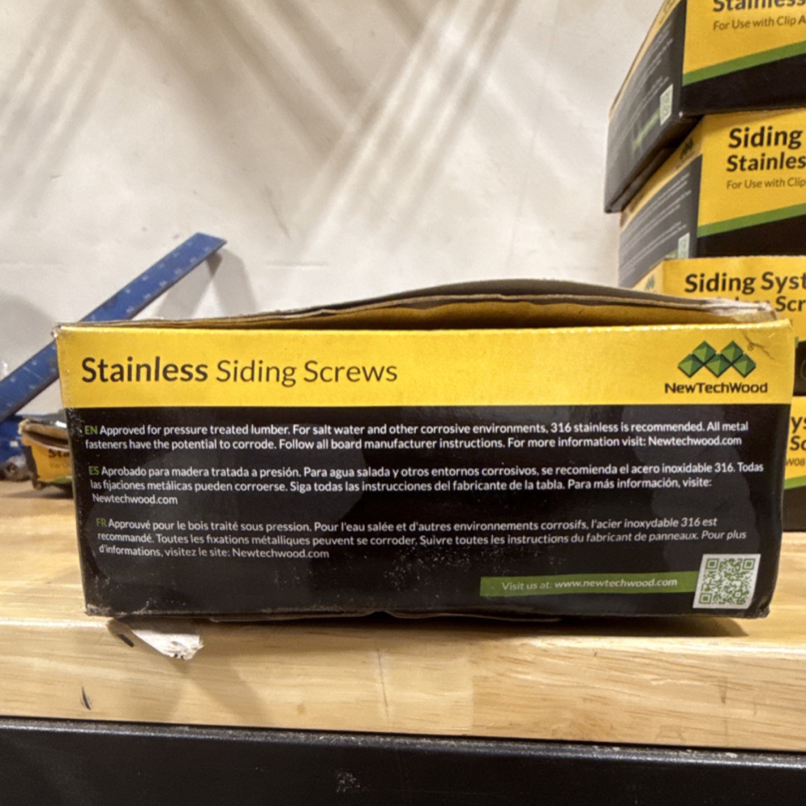 NewTechWood Stainless 304 Siding Screws #6/#8 1-1/4in 1000ct for Clip AW08 gallery