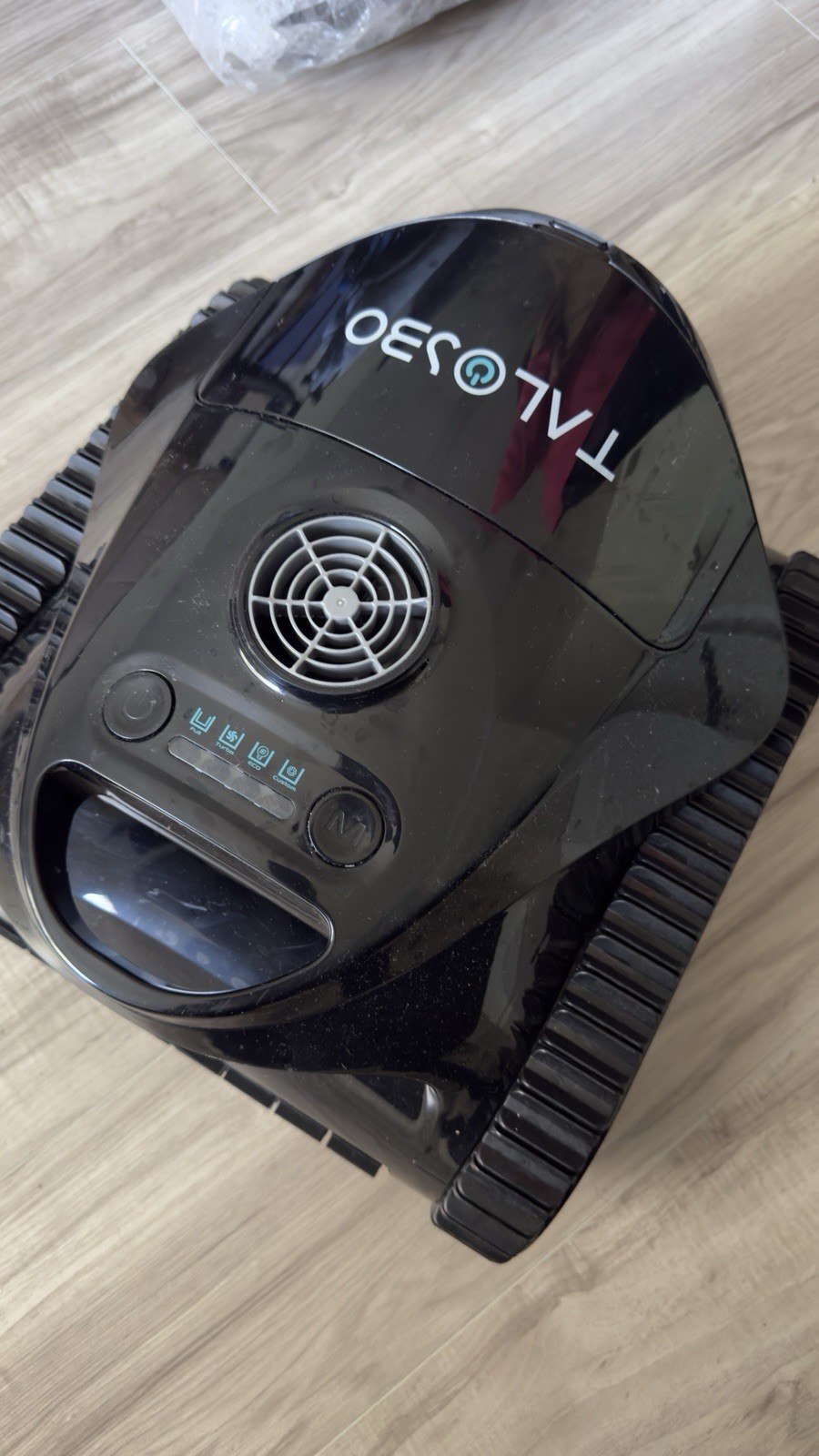 TALOSBO C1 Cordless Robotic Pool Vacuum Cleaner gallery
