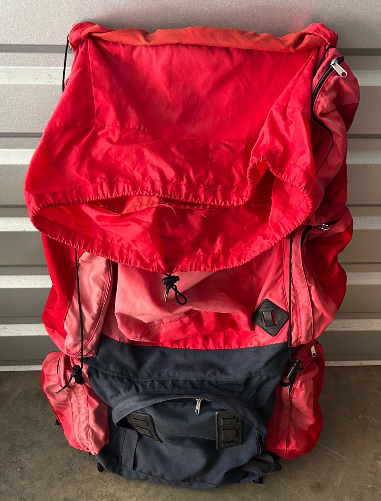 KELTY - VINTAGE - EXTERNAL FRAME - BACKPACK - RED - 2