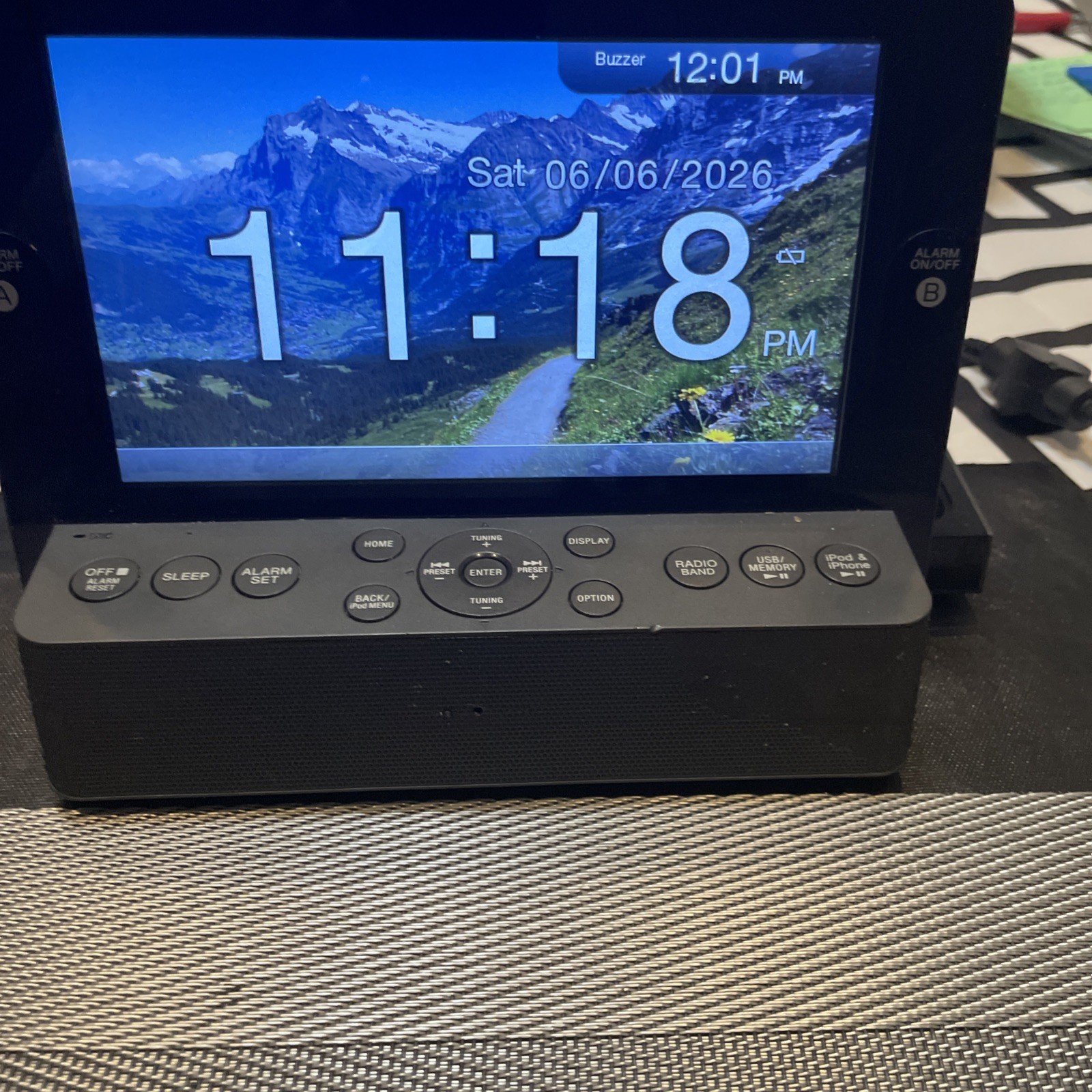 Sony Dream Machine ICF-CL75iP 7" LCD Screen AM/FM Clock Radio + iPod Dock gallery