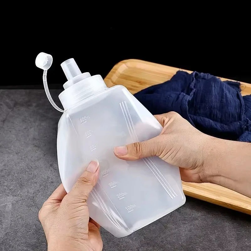 1pc Large Caliber Plastic Squeeze Sauce Bottle Jam,Ketchup & Condiment Dispenser gallery