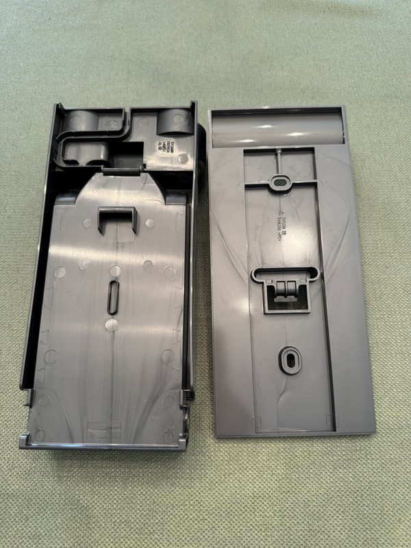 Dyson V11 Wall Mount Docking Station Vacuum Replacement 970011-01 New & Genuine gallery