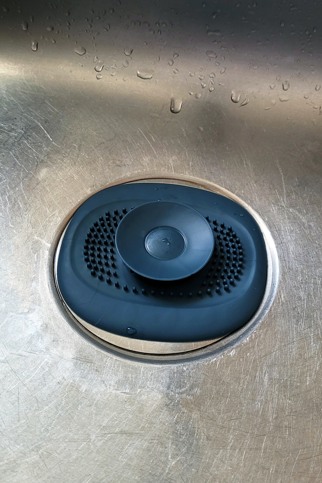 Universal Fit Drain Plug Stopper and Strainer - Push Button Operation gallery