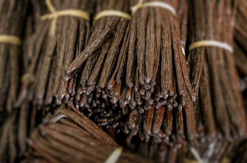 Madagascar Vanilla Beans Grade A Planifolia 10 Bean Pods Organic USDA gallery