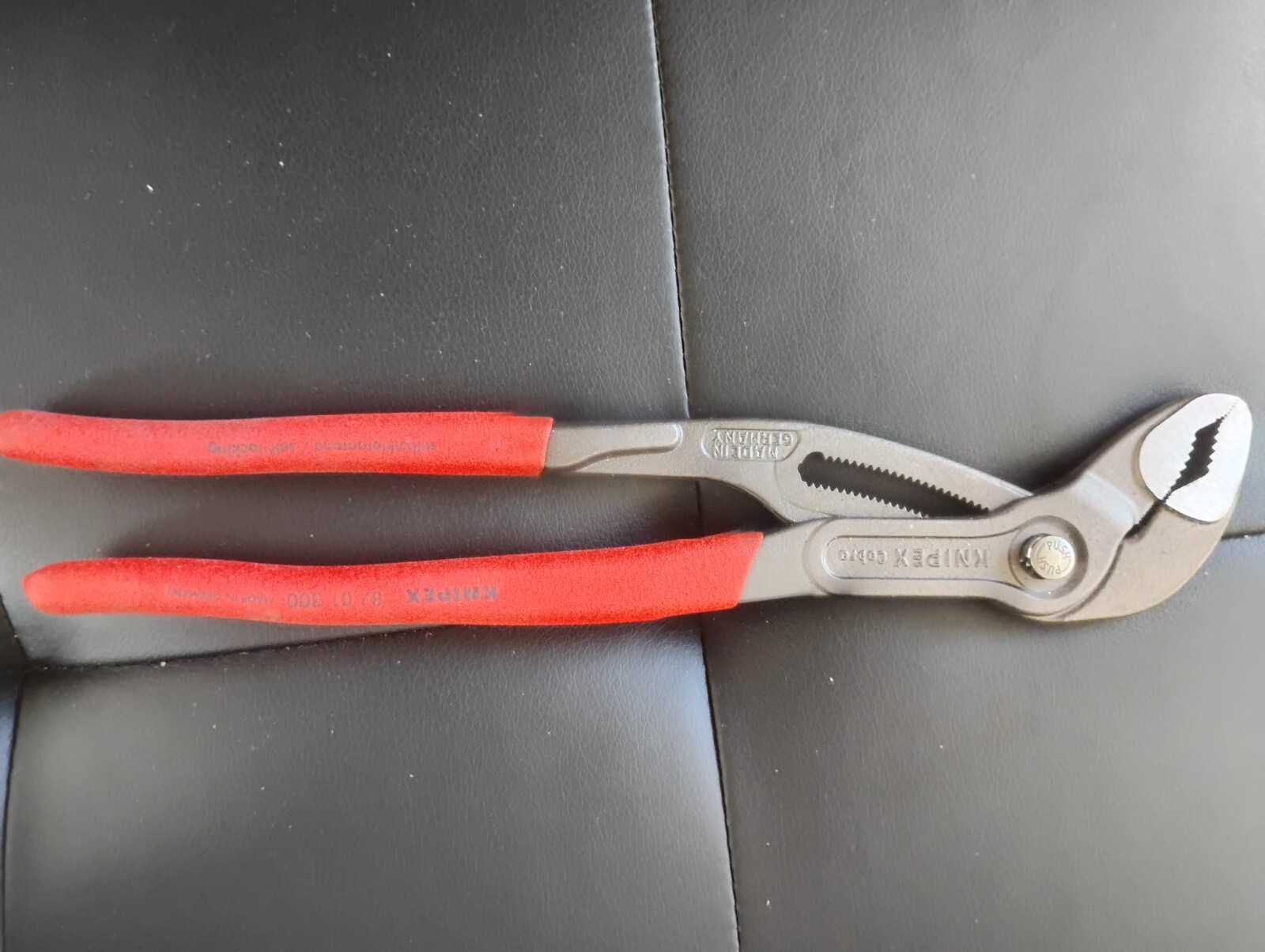 Self-lock Knipex Cobra High-Tech Water Pump Pliers 12" 87 01 300 Made in Germany gallery