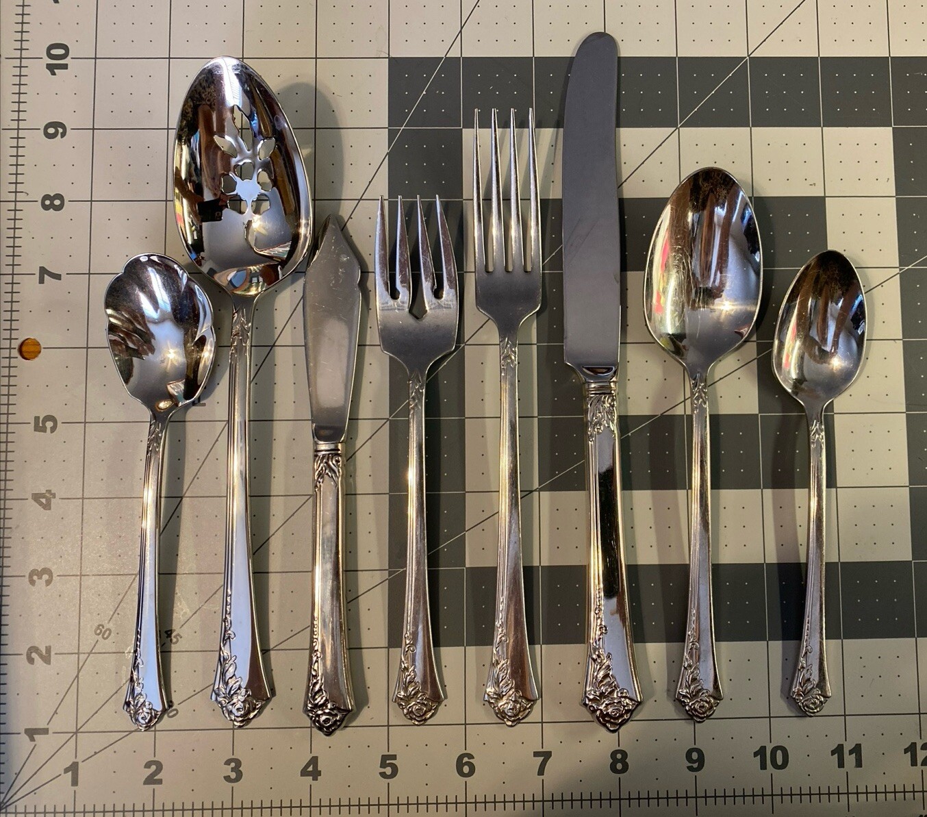 Oneida Damask Rose Stainless Open Stock Choose Buy by the Piece gallery