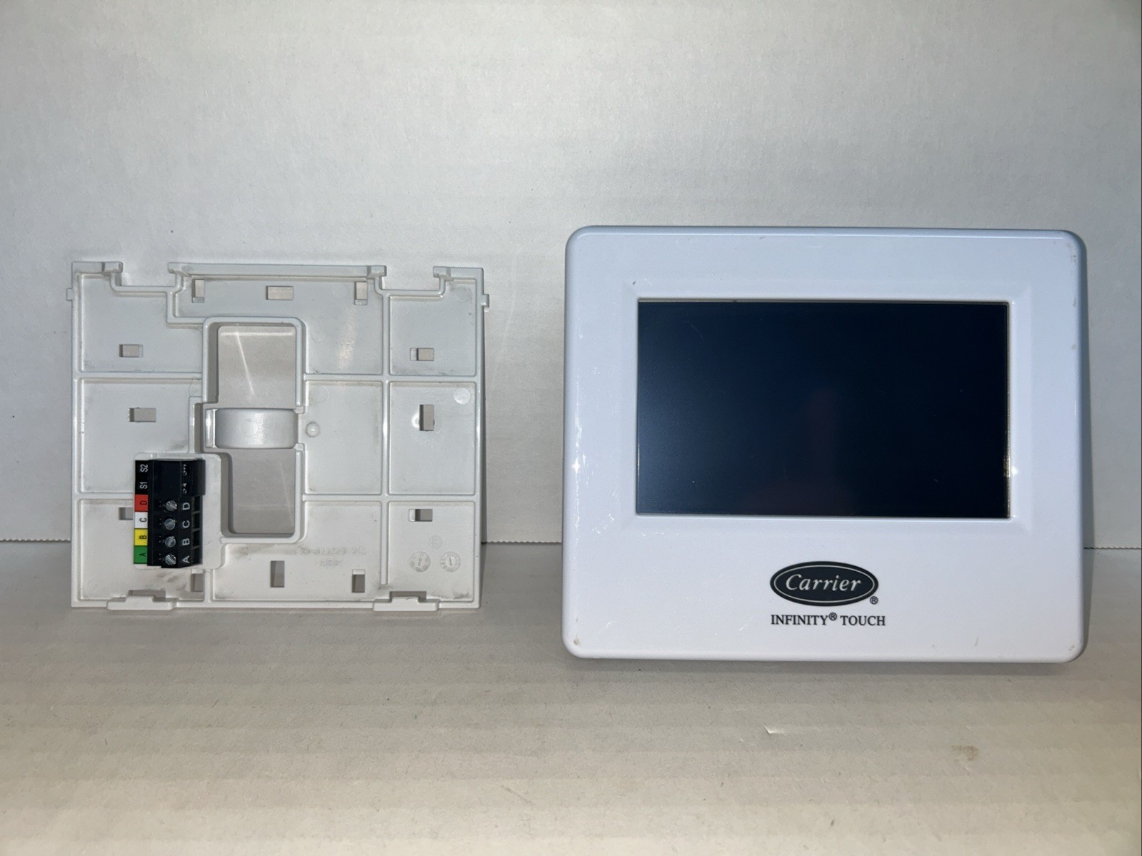 Carrier SYSTXCCITC01-A (Version 12) Infinity Touch Programmable Thermostat gallery