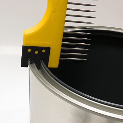 BC5 5-In-1 Painter's Tool with Multi-Functional Brush Comb gallery