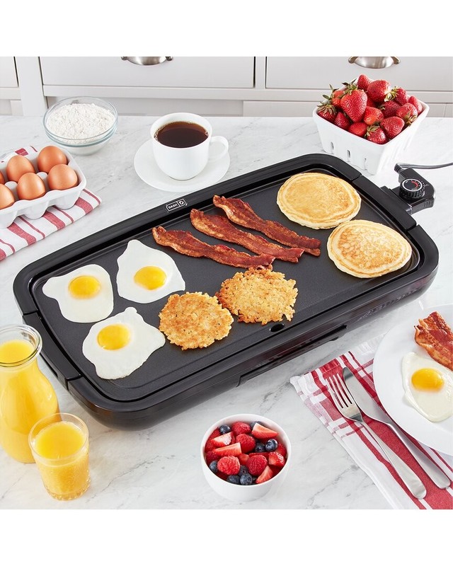 Dash Deluxe Everyday Griddle gallery