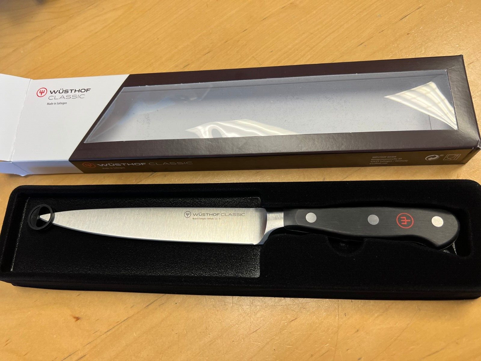 Wusthof Classic - 6" Utility Knife 1040100716 in retail box gallery