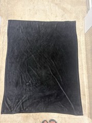 Black Solid Color Rectangular Throw Blanket, Throw Size, No Closure