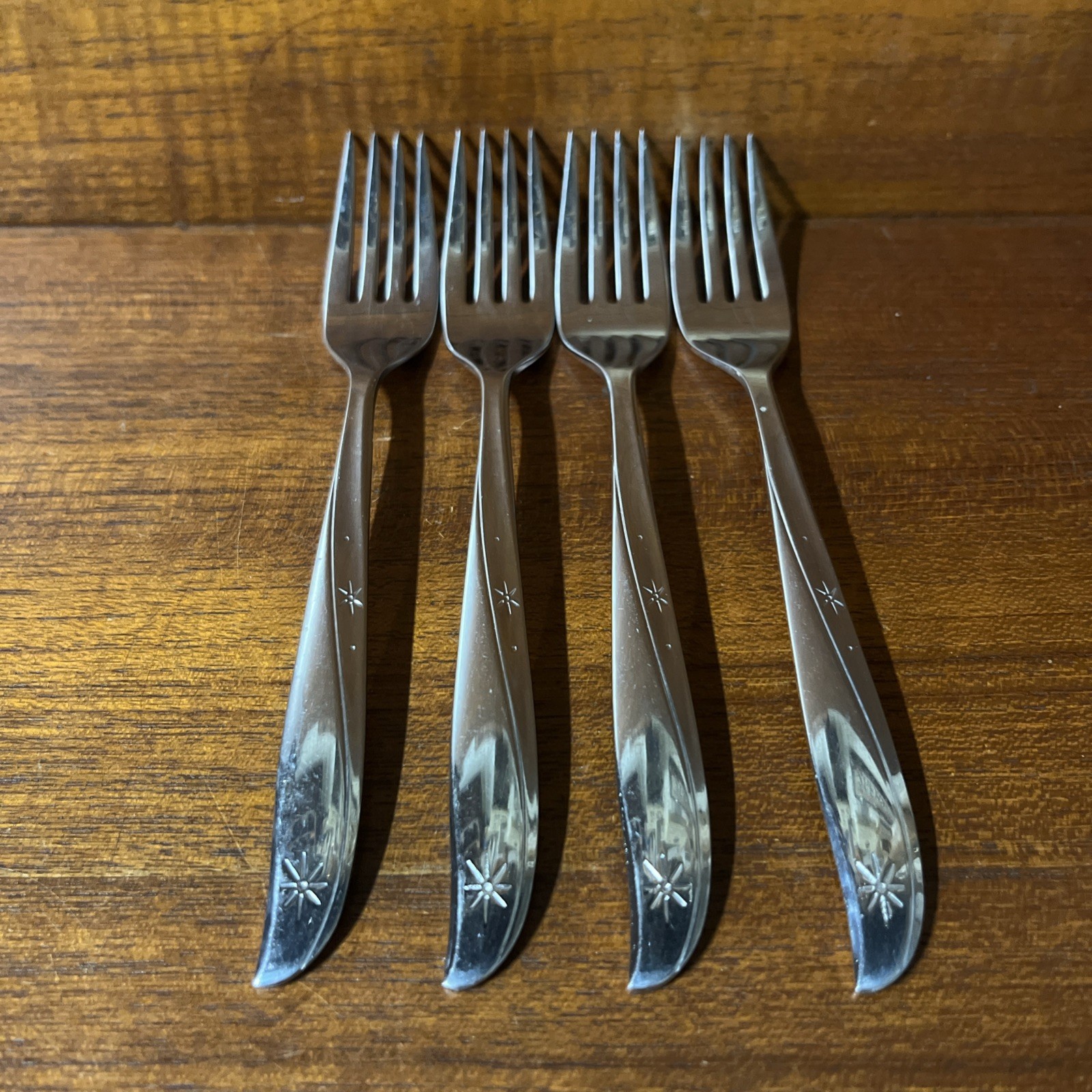 Set of 4 Oneida Community Stainless TWIN STAR 7 1/4” Dinner Forks Atomic MCM gallery