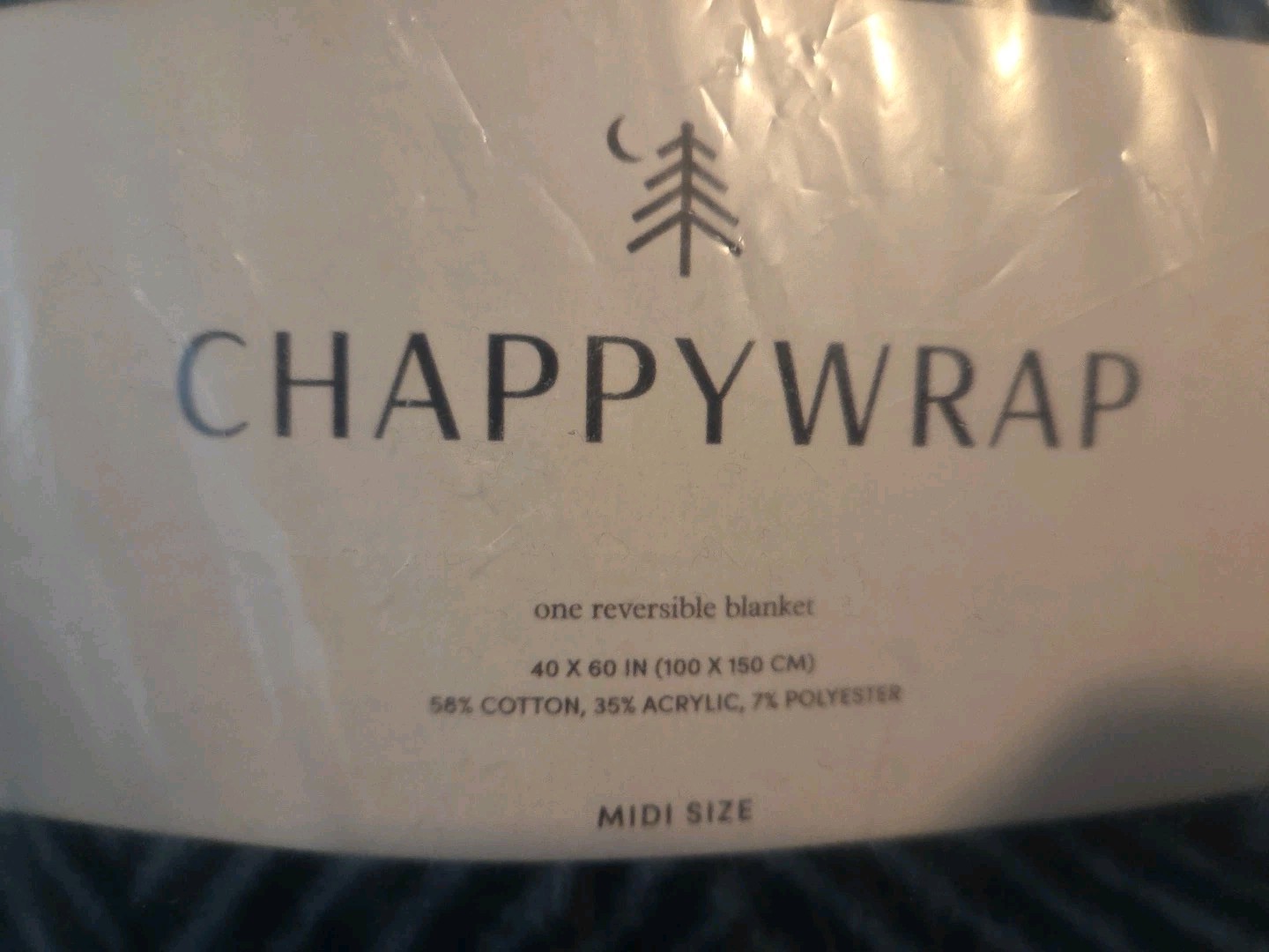 Chappywrap Midi size 40 X 60" Reversible Blanket (58% Cotton, 35% Acrylic) gallery