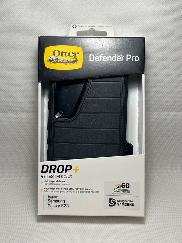 Otterbox Defender Pro Case for Samsung Galaxy S23- Black!