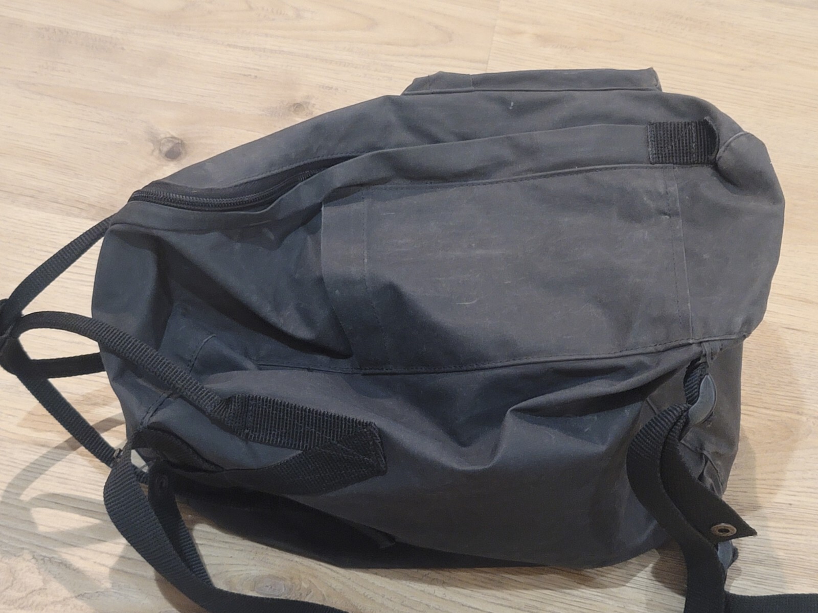 Fjallraven Kanken Black Backpack READ!!! 5