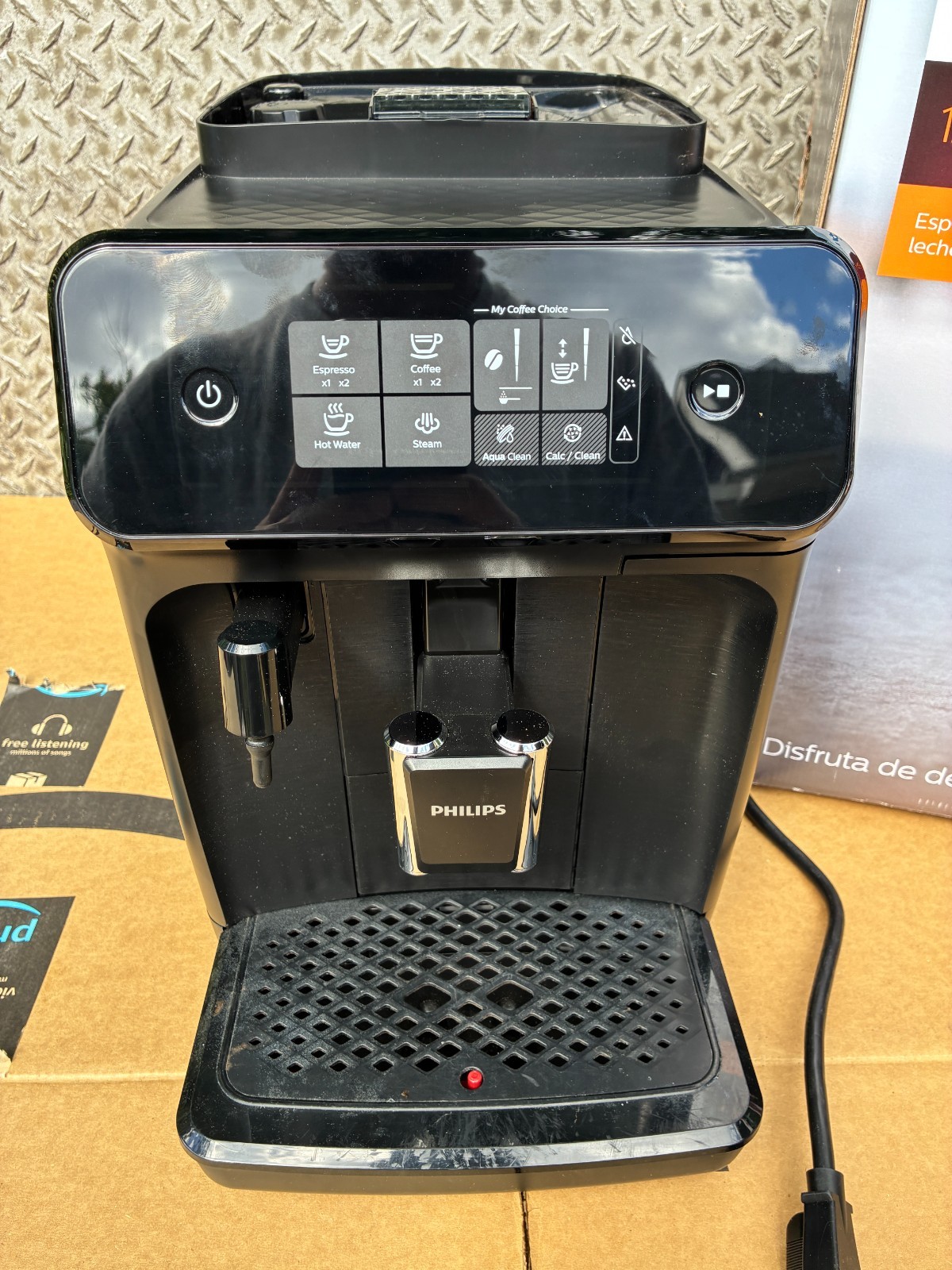 Philips 1200 Series Fully Automatic Espresso Machine Milk Frother gallery